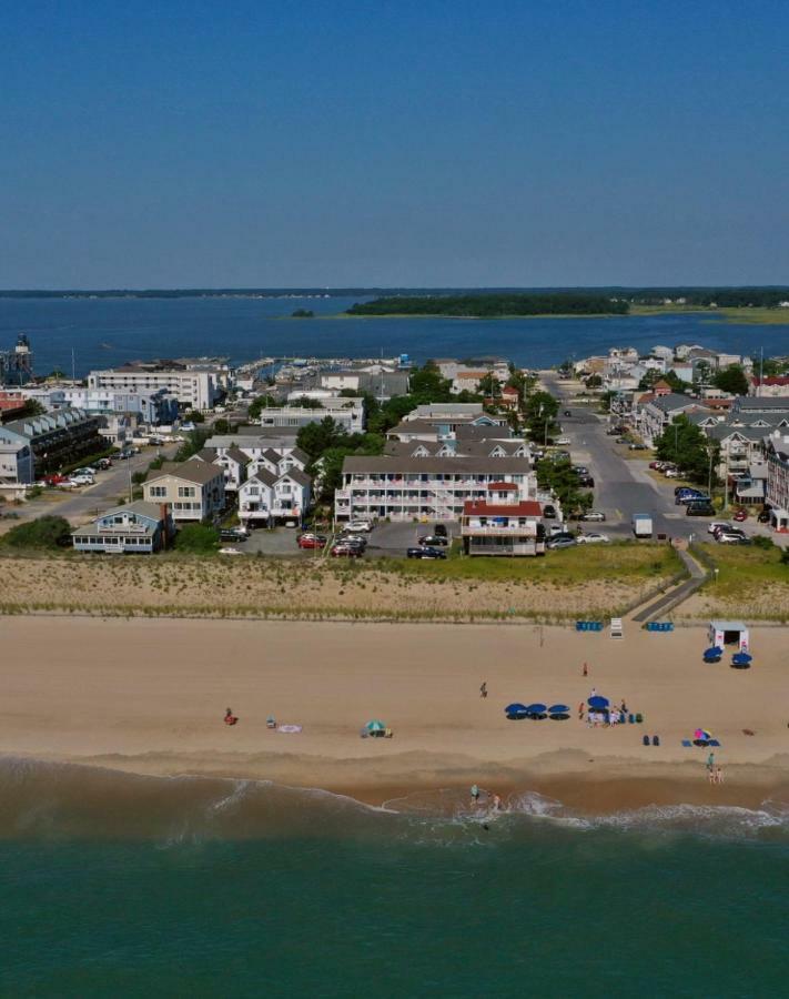 Adams Ocean Front Resort Дьюи-Бич Экстерьер фото